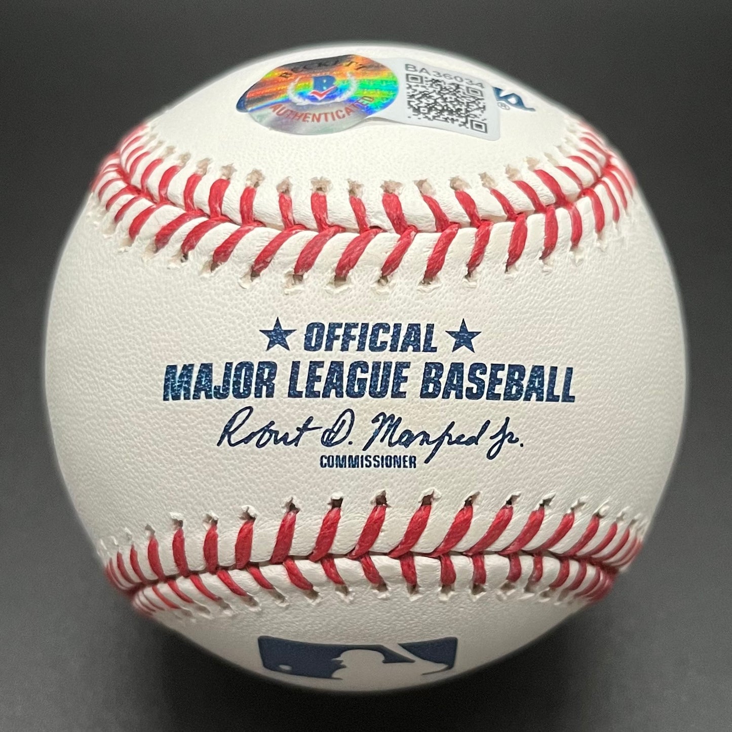 Paul Molitor Autographed Baseball (Beckett)