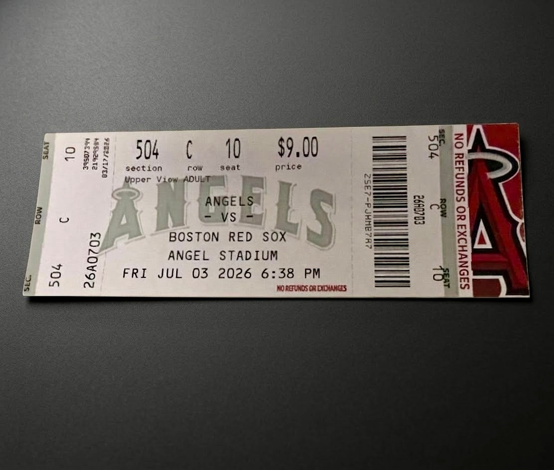 Aroldis Chapman Autograph Signing