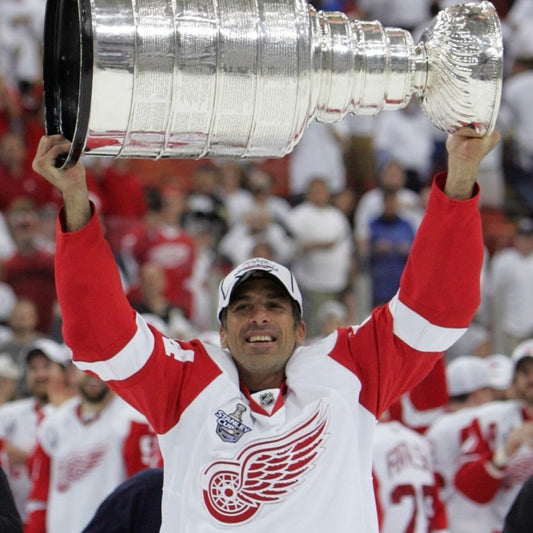 Chris Chelios Autograph Signing