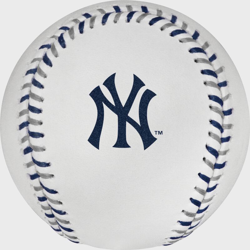 Derek Jeter Autograph Signing